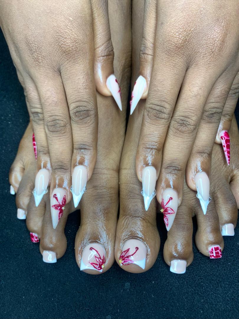 Deluxe Ruby Floral Extensions