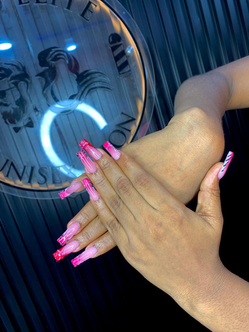 Sculpted Gel Manicure & French Art